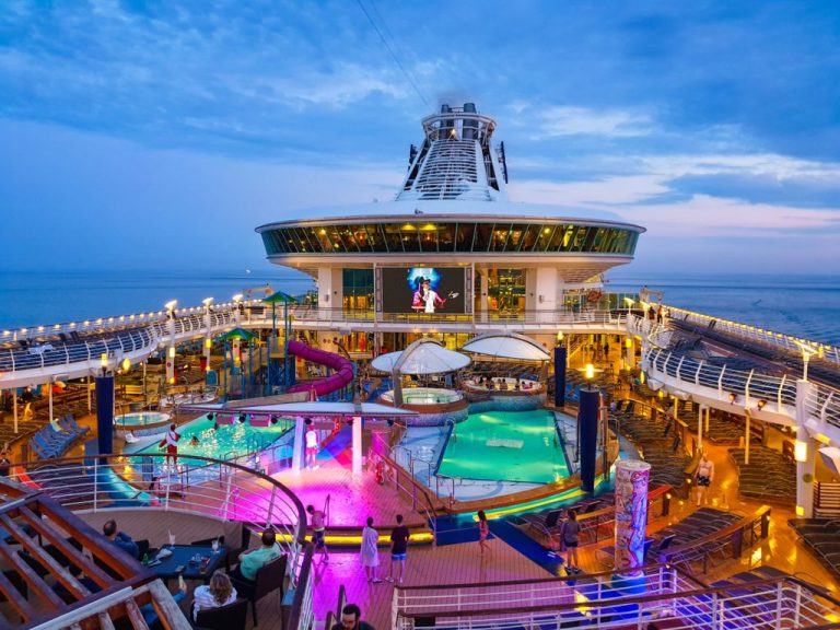 ¿Cómo trabajar en un crucero?